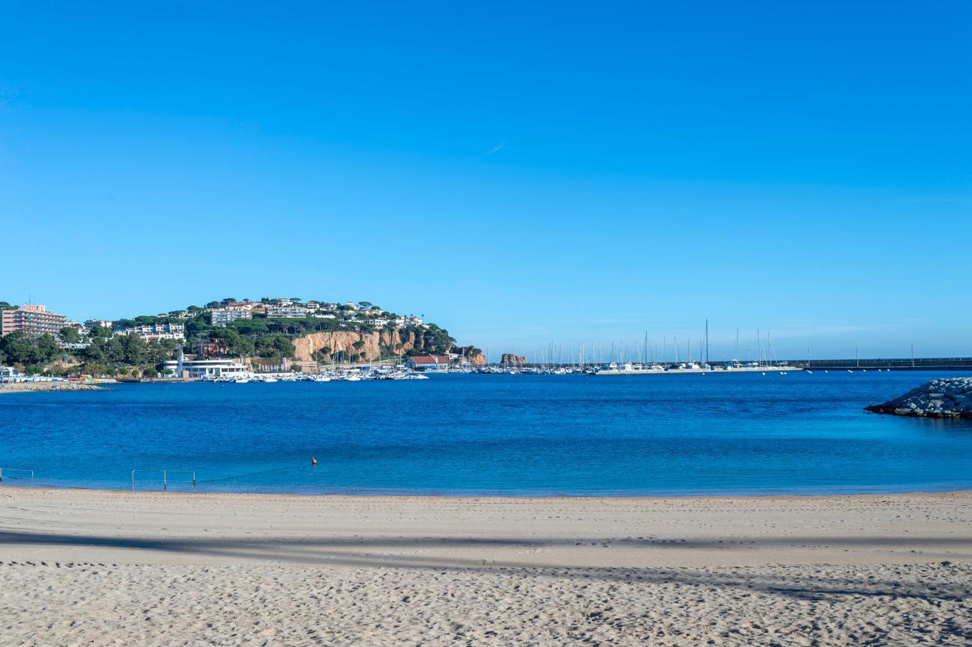 Hotel OMA Sant Feliu de Guíxols Buitenkant foto
