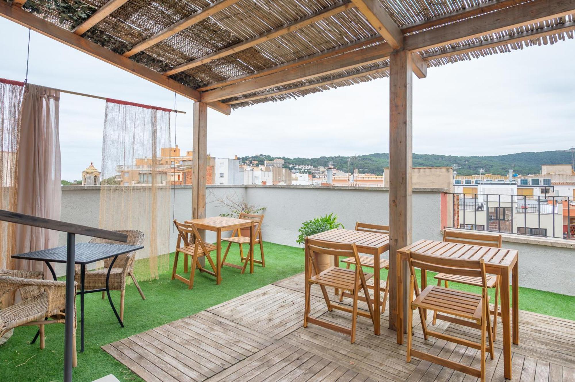 Hotel OMA Sant Feliu de Guíxols Buitenkant foto